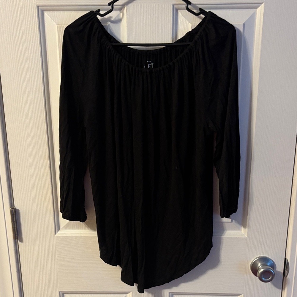 Loft Women's Black Top size large